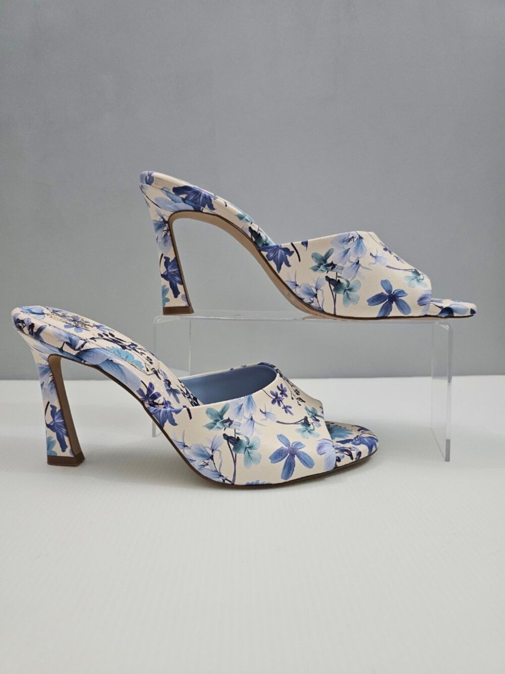 Vince Camuto Paigely Mule Heels Womens 11 Blue Floral Cream Slip On Open Toe - Picture 3 of 16